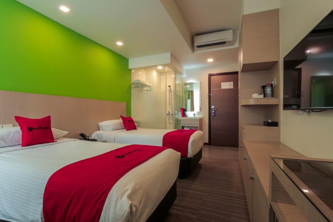 Aqueen Hotel Balestier Singapore Exterior photo