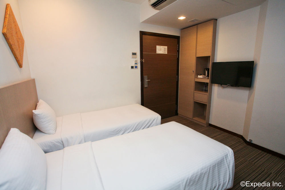 Aqueen Hotel Balestier Singapore Exterior photo