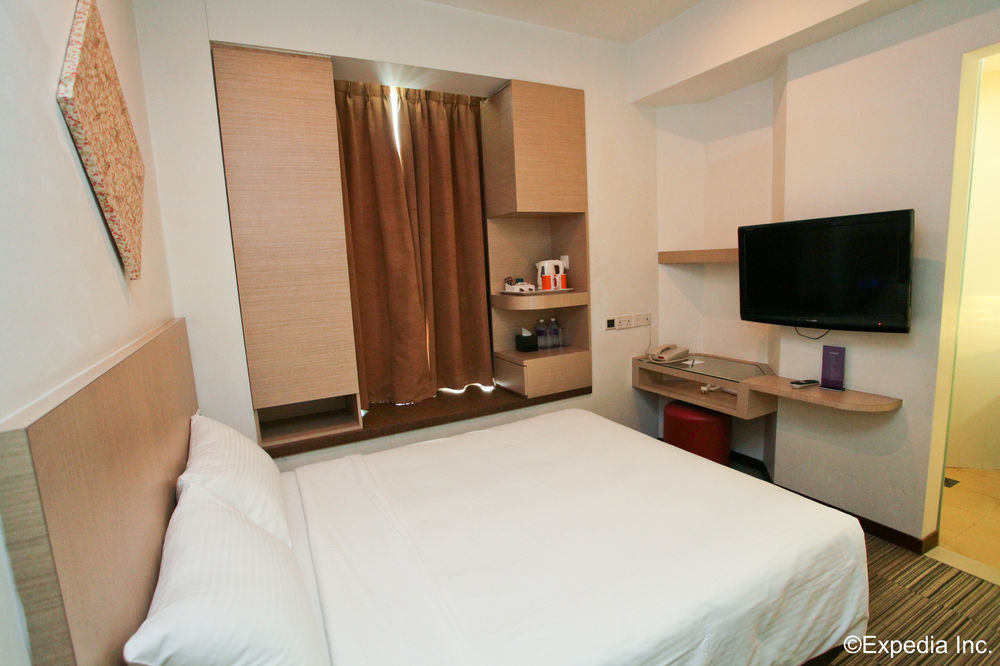 Aqueen Hotel Balestier Singapore Exterior photo
